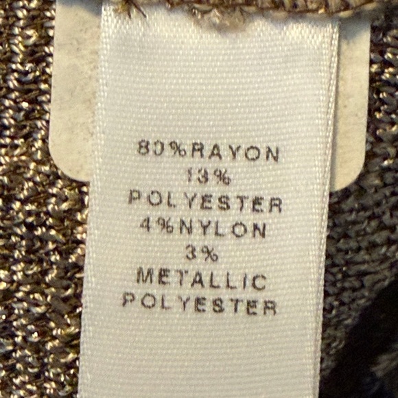 St. John Boutiques Women’s Medium Leopard Knit Metallic Cardigan Sweater Luxury - Picture 7 of 8